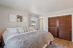 3570 S Russel Rd, New Berlin, WI 53151 - Photo 18