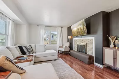 3570 S Russel Rd, New Berlin, WI 53151 - Photo 8