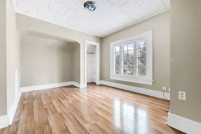 747 S 23rd St, Milwaukee, WI 53204 - Photo 8