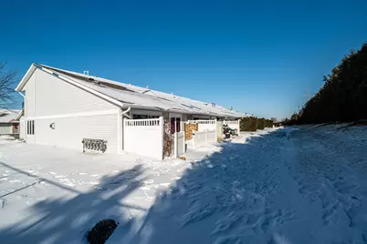 372  Hartford Sq #6, Hartford, WI 53027 - Photo 28