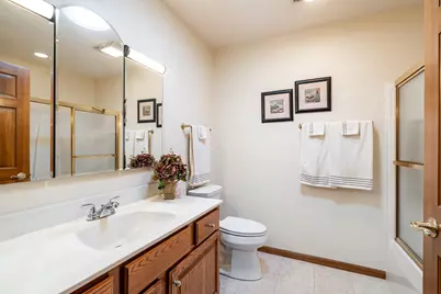 372  Hartford Sq #6, Hartford, WI 53027 - Photo 12