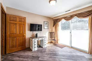 372 Hartford Square, Hartford, WI 53027 - Photo 20