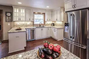 2760 N Park Dr, Wauwatosa, WI 53222 - Photo 6