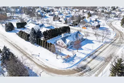 1151  Glacier Pass, Slinger, WI 53086 - Photo 6