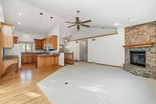 1151 Glacier Pass, Slinger, WI 53086 - Photo 18