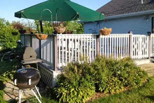 1151 Glacier Pass, Slinger, WI 53086 - Photo 12