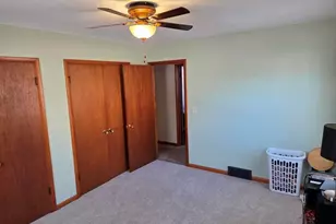 1132 S 35th St, Manitowoc, WI 54220 - Photo 8