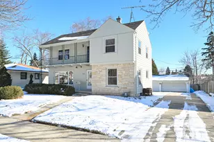 1132 11th Ave, Grafton, WI 53024 - Photo 4