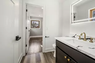 4611 W Kiley Ave, Milwaukee, WI 53223 - Photo 10