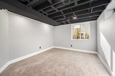 4611 W Kiley Ave, Milwaukee, WI 53223 - Photo 14