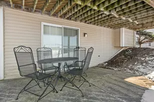 2607 Fox River Pkwy, Waukesha, WI 53189 - Photo 40