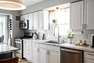 516 N Pleasant View St, Wauwatosa, WI 53226 - Photo 8