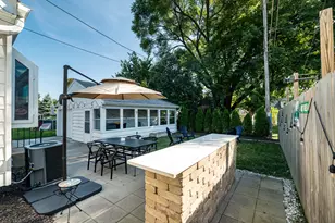 516 N Pleasant View St, Wauwatosa, WI 53226 - Photo 30