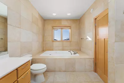 1264  Bentgrass Ct, Onalaska, WI 54650 - Photo 24