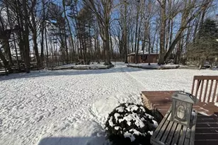 928 N 40th St, Manitowoc, WI 54220 - Photo 2