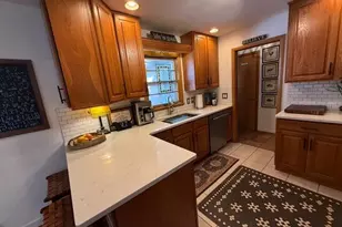 928 N 40th St, Manitowoc, WI 54220 - Photo 12