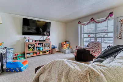 502 N 6th St, Racine, WI 53185 - Photo 22