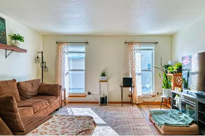 502 N 6th St, Racine, WI 53185 - Photo 6