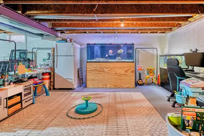 502 N 6th St, Racine, WI 53185 - Photo 36