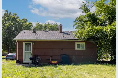 5730 N 62nd St, Milwaukee, WI 53218 - Photo 2