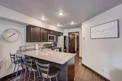 530 E Hiawatha Dr #305, Lake Delton, WI 53965 - Photo 10