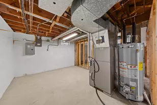 3320 N Knoll Terrace, Wauwatosa, WI 53222 - Photo 32