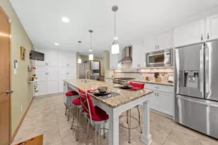 3320 N Knoll Terrace, Wauwatosa, WI 53222 - Photo 12