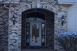 8098 S Meadowcreek Ct, Franklin, WI 53132 - Photo 2