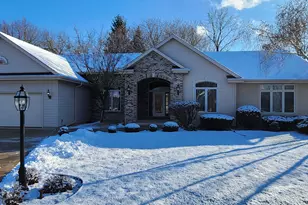 8098 S Meadowcreek Ct, Franklin, WI 53132 - Photo 1