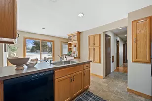 W226N8304 Friess Pl, Lisbon, WI 53089 - Photo 14