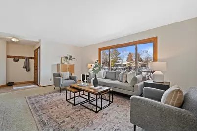 W226N8304  Friess Pl, Lisbon, WI 53089 - Photo 2