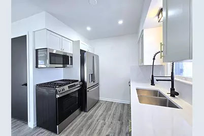 8114 W Congress St, Milwaukee, WI 53218 - Photo 4