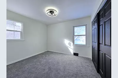 8114 W Congress St, Milwaukee, WI 53218 - Photo 20