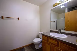 9354 W Loomis Rd, Franklin, WI 53132 - Photo 10