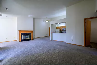 9354 W Loomis Rd #4, Franklin, WI 53132 - Photo 2