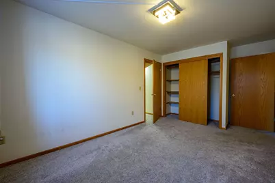 9354 W Loomis Rd #4, Franklin, WI 53132 - Photo 6