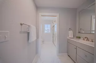 255 Lakeridge Dr, Oconomowoc, WI 53066 - Photo 12