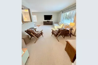 11284 N Lake Shore Dr, Mequon, WI 53092 - Photo 20