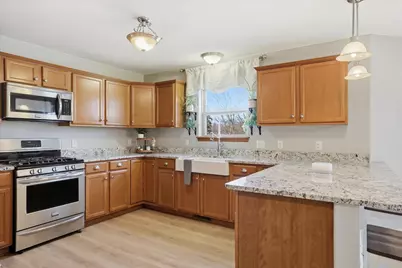 57  Happy Hollow Ln, Oconomowoc, WI 53066 - Photo 14