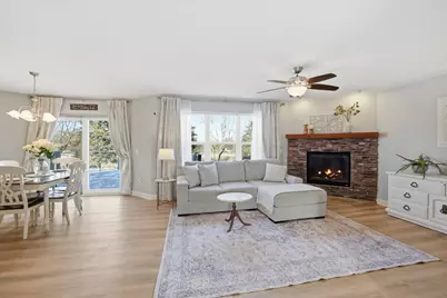 57  Happy Hollow Ln, Oconomowoc, WI 53066 - Photo 10