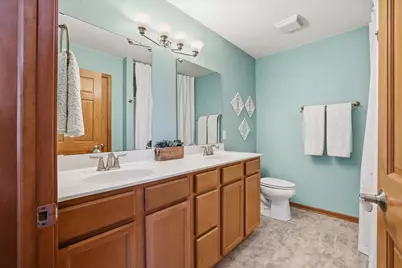 57  Happy Hollow Ln, Oconomowoc, WI 53066 - Photo 32