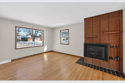 10525 W Custer Ave, Milwaukee, WI 53225 - Photo 4