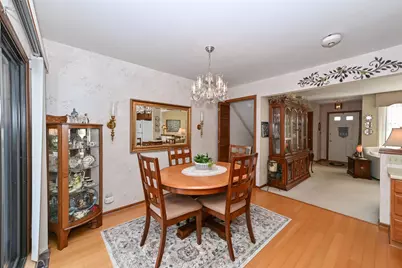 359  Lexington Ct #B, Pewaukee, WI 53072 - Photo 10