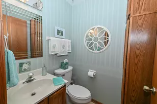 359 Lexington Ct, Pewaukee, WI 53072 - Photo 18