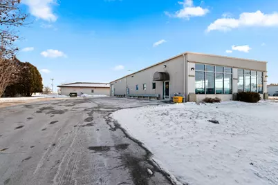 3420  Dewey St, Manitowoc, WI 54220 - Photo 4