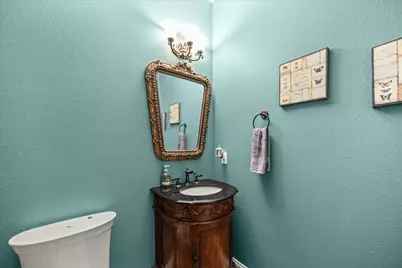 139  Legend Ct, Wales, WI 53183 - Photo 40