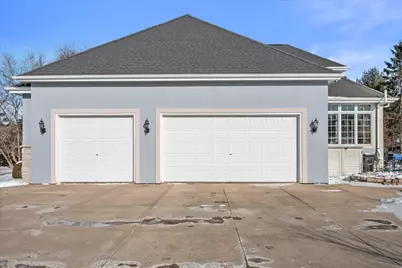 139  Legend Ct, Wales, WI 53183 - Photo 76