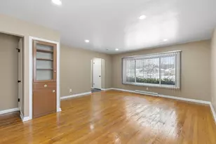 4306 N 72nd St, Milwaukee, WI 53216 - Photo 4