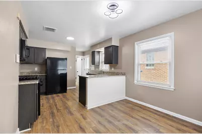 4306 N 72nd St, Milwaukee, WI 53216 - Photo 18