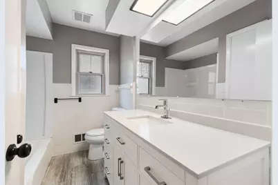 4306 N 72nd St, Milwaukee, WI 53216 - Photo 6